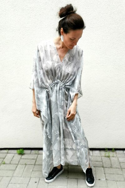 Kaftan GINA b&w lily + slip