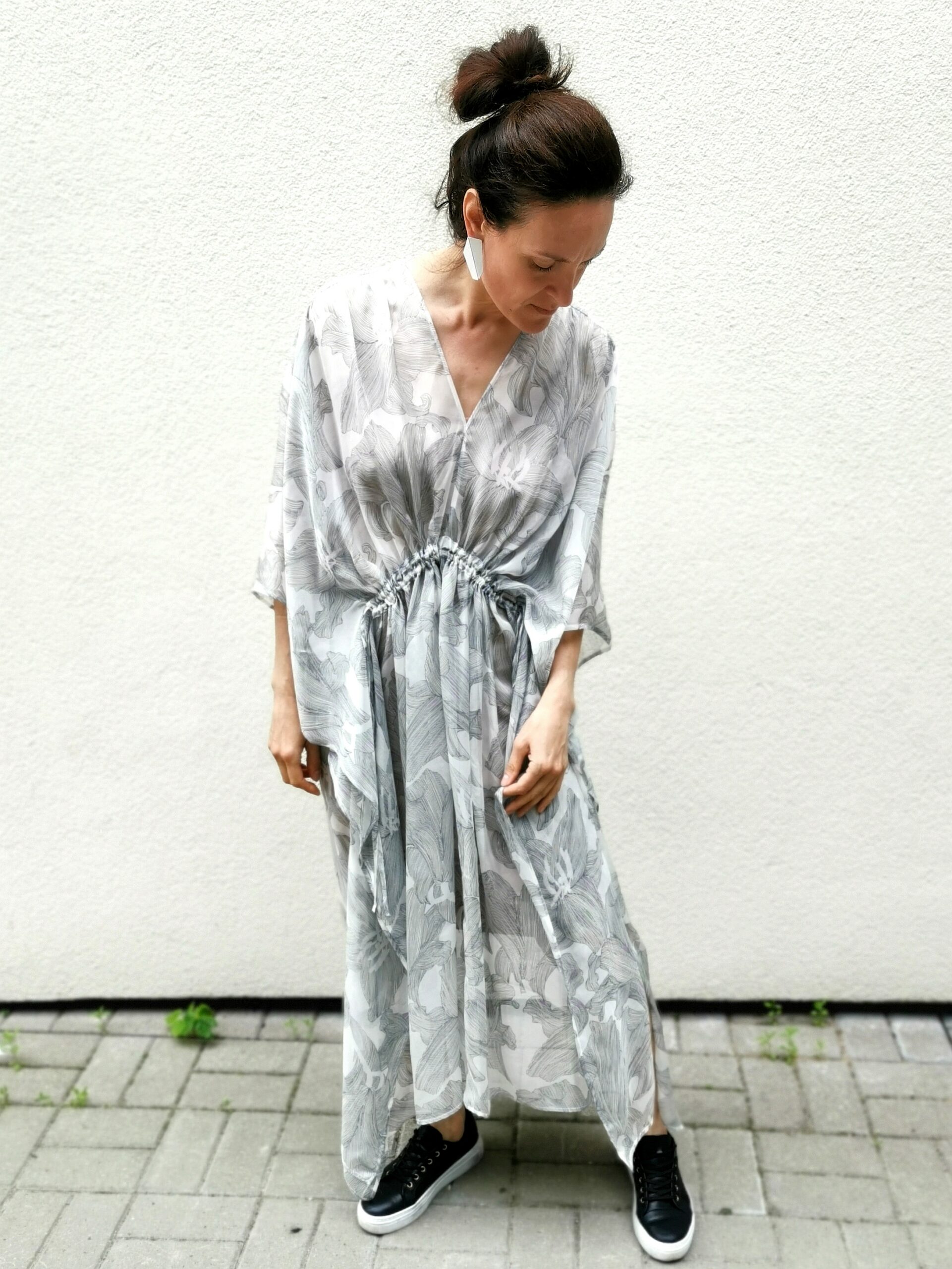 Kaftan GINA b&w lily + slip